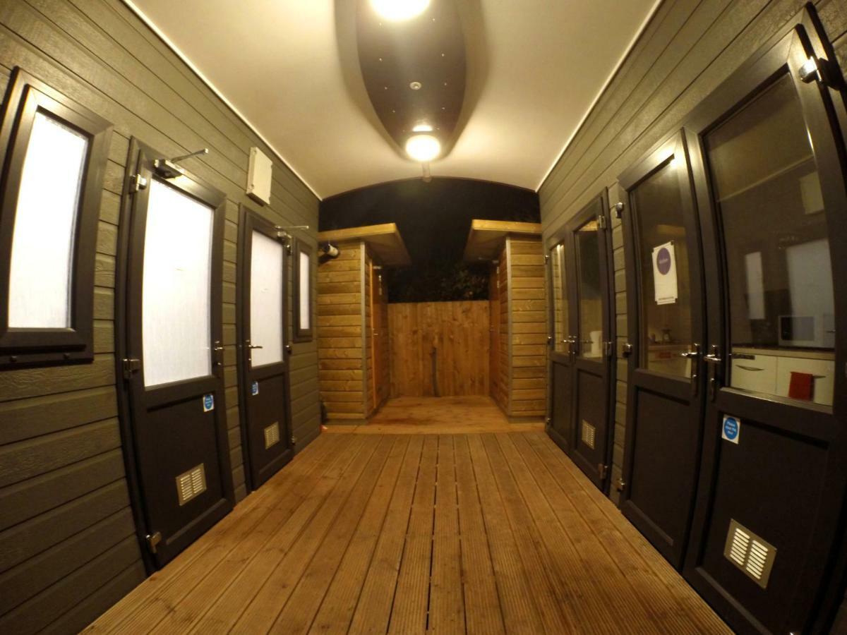Glamping - York Holiday & Cycle Stop エクステリア 写真